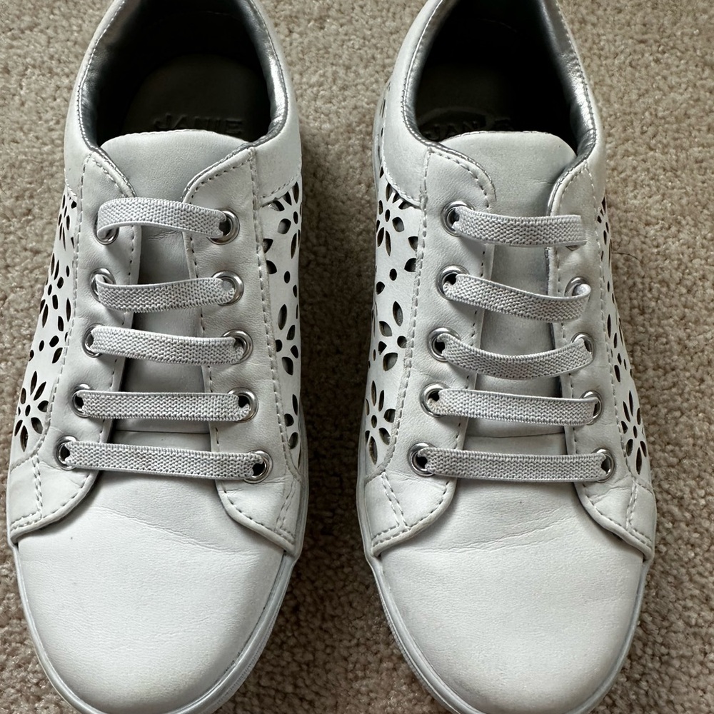 Janie and Jack White Casual Sneakers with Rubber Sole
